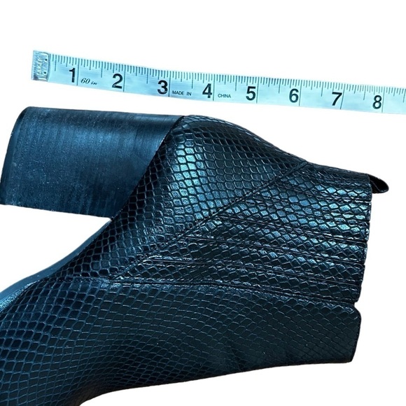 Marc Fisher Alva Pointy Toe Boot - Picture 7 of 10